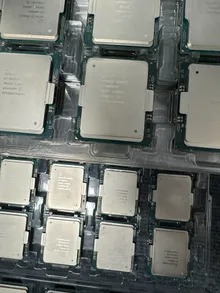 Intel Xeon E7-8880 v4 — reference photo including other products 3
