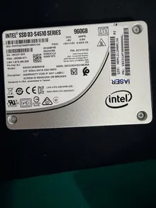 SSDSC2KB960G8 — product reference photo 1