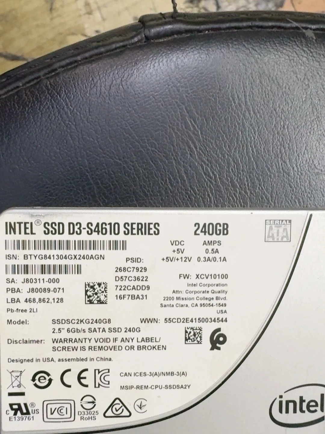 SSDSC2KG240G8 — product reference photo 1