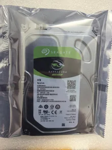 ST3000DM007 — product reference photo 3