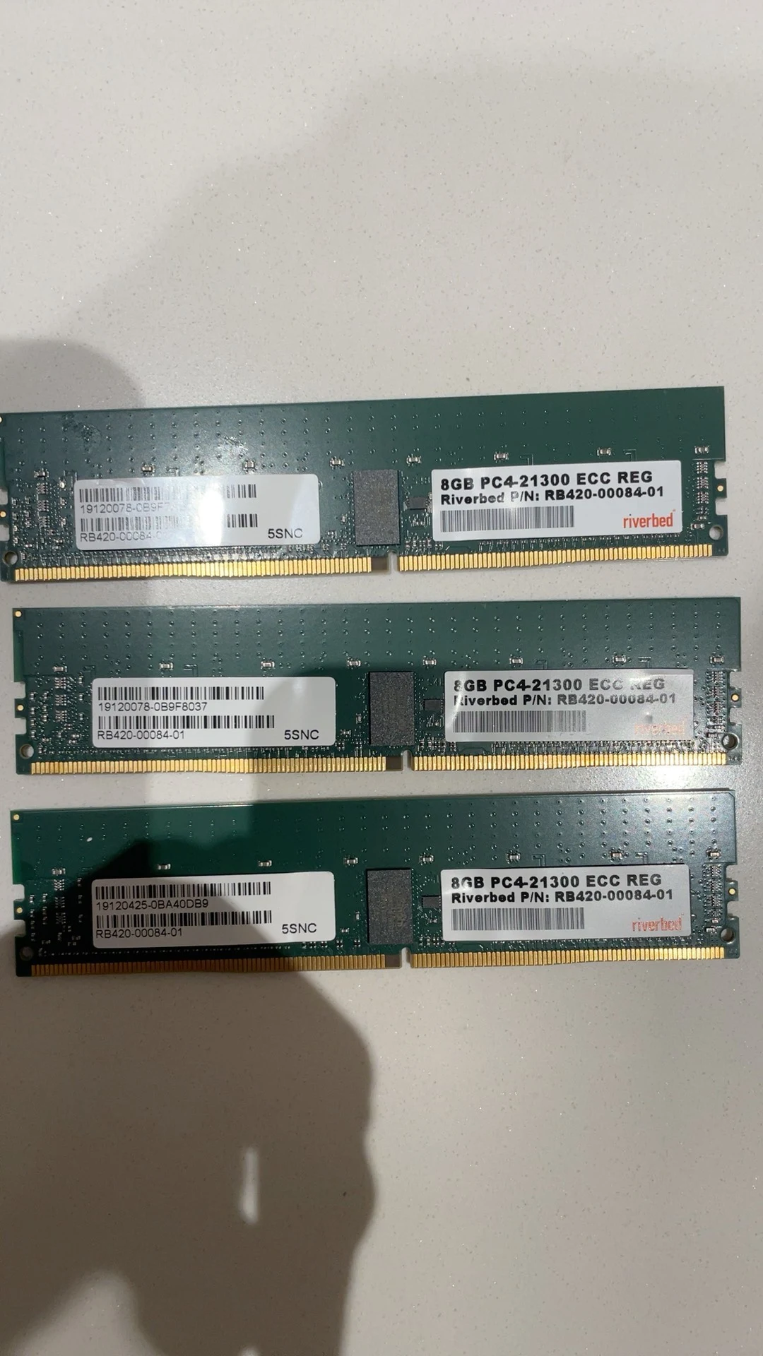 RB420-00084-01 — product reference photo 1