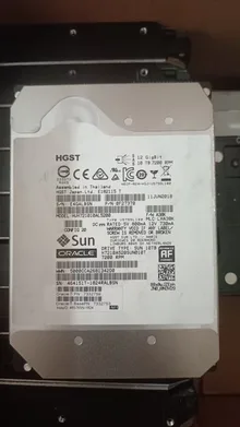 HUH721010AL5200 — product reference photo 1