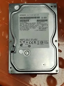 HDS721050CLA362 — label reference photo 2