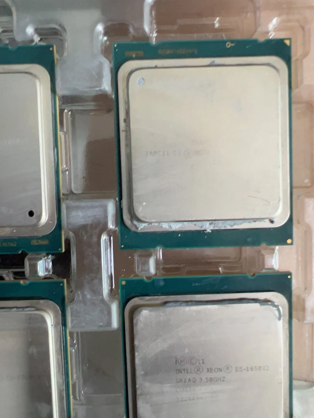 Intel Xeon E5-1650 v2 — product reference photo 1