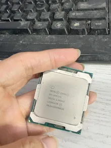 Intel Xeon E5-2697 v4 — label reference photo 2
