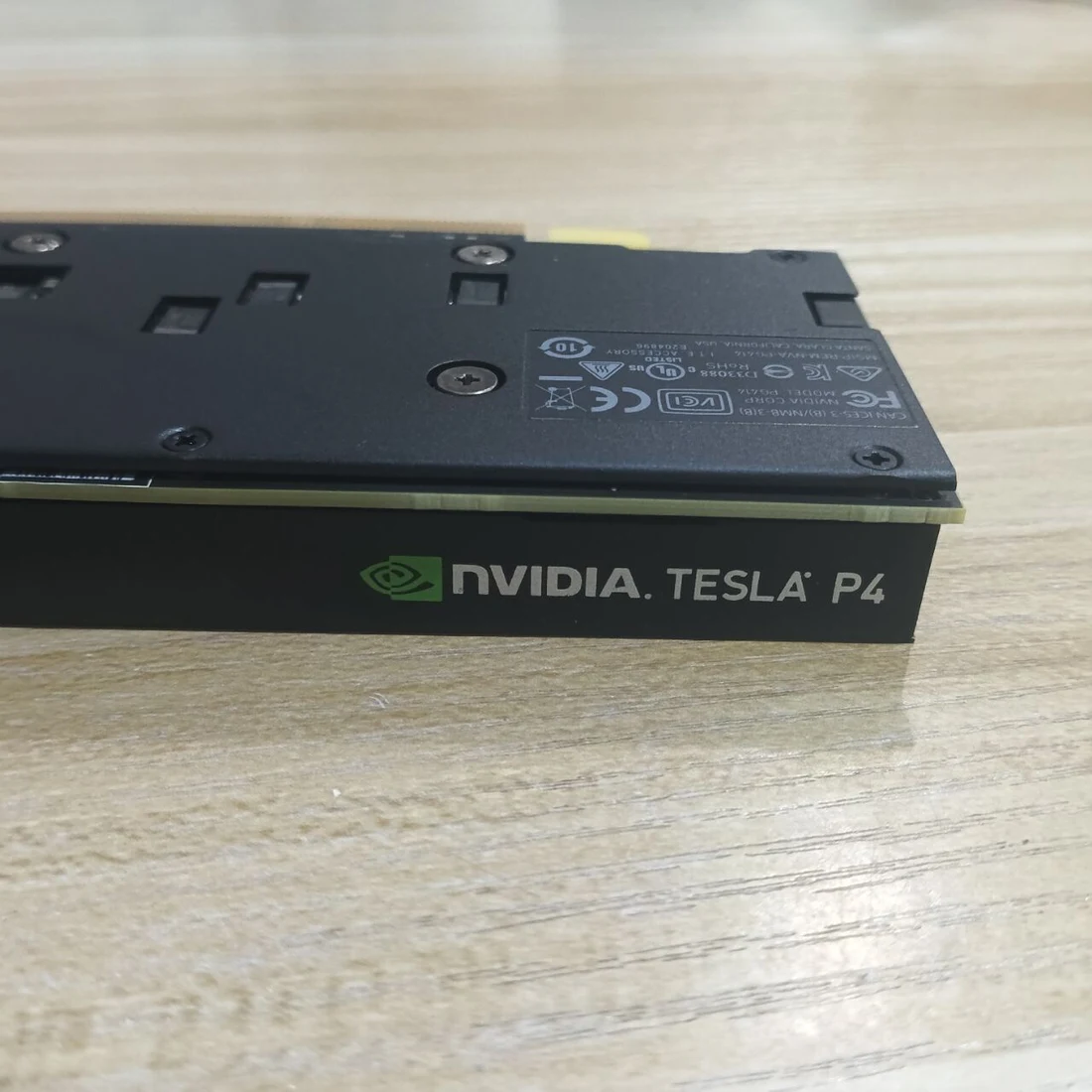 Tesla P4 — label reference photo 1
