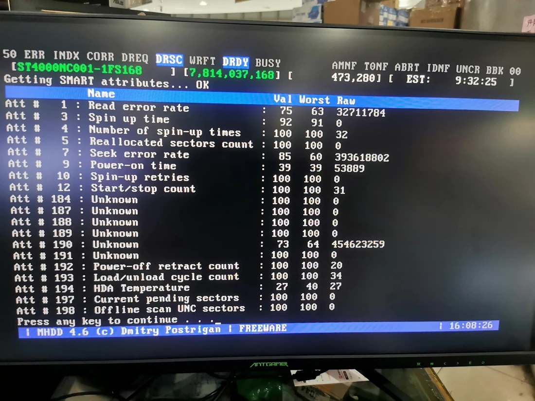 ST4000NC001 — product reference photo 1