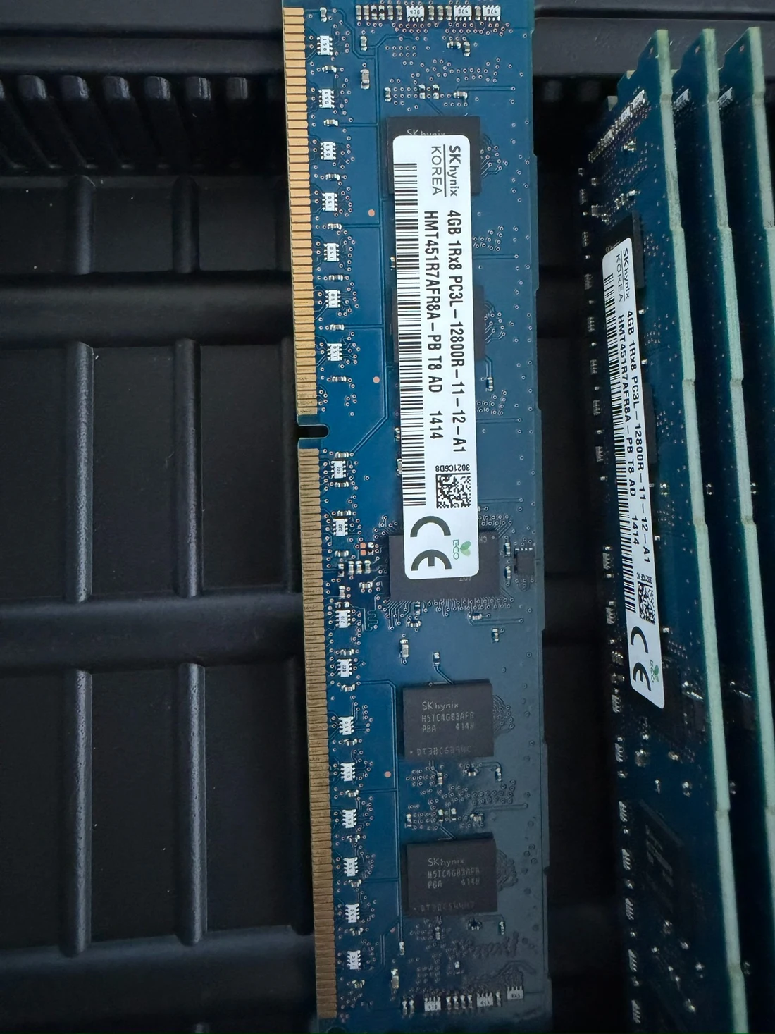 HMT451R7AFR8A-PB — product reference photo 1