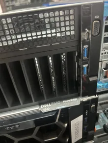 PowerEdge R940 — product reference photo 1