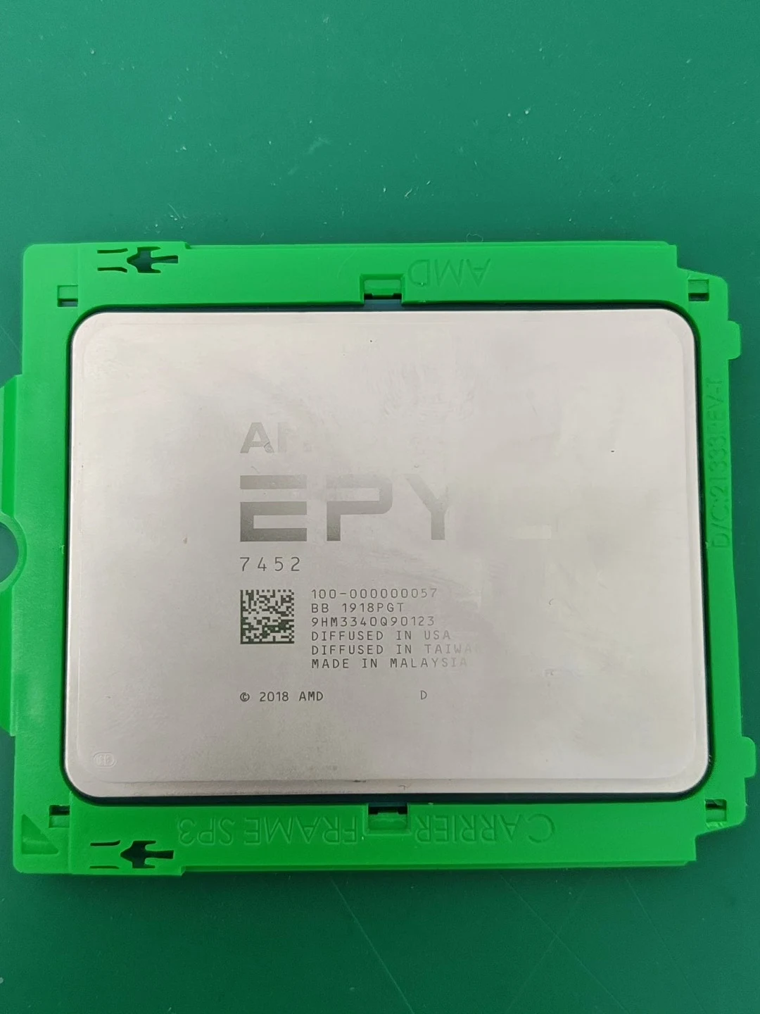 AMD EPYC 7452 — product reference photo 1