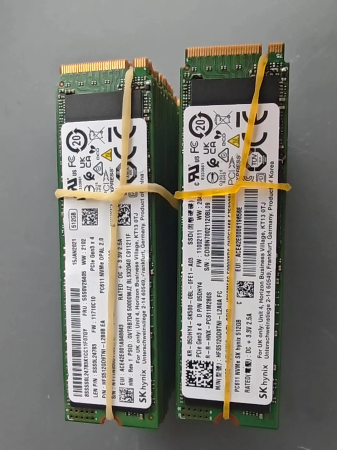 HFS512GD9TNI-L2A0A FC — reference photo including other products 1