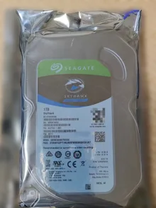 ST1000VX005 — product reference photo 1
