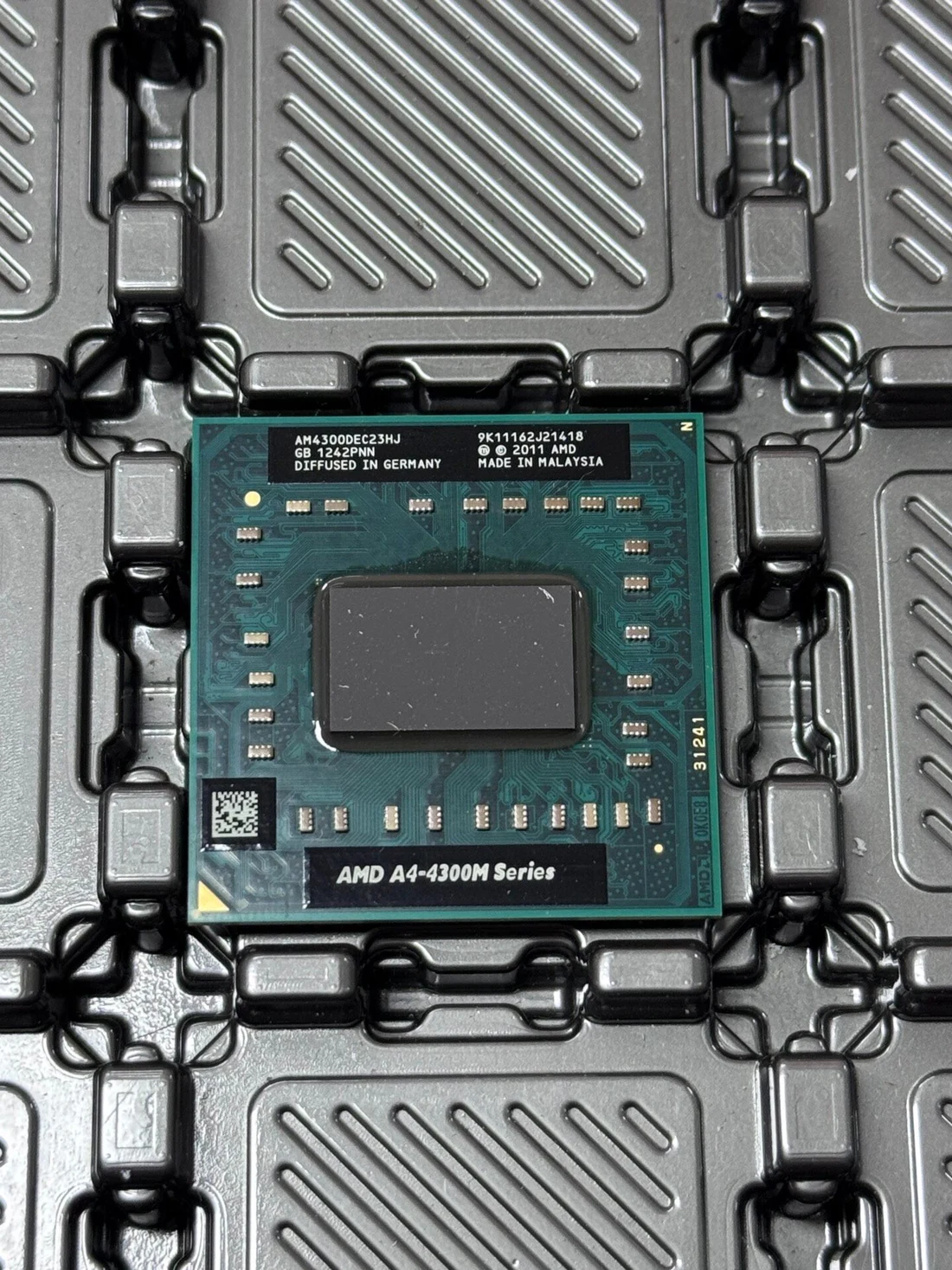 AMD A4-4300M — product reference photo 1