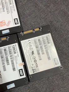 WDS120G1G0A-00SS50 — reference photo including other products 3