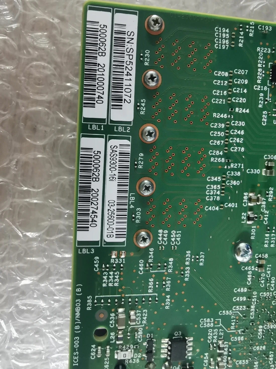 SAS9300-16i — product reference photo 1