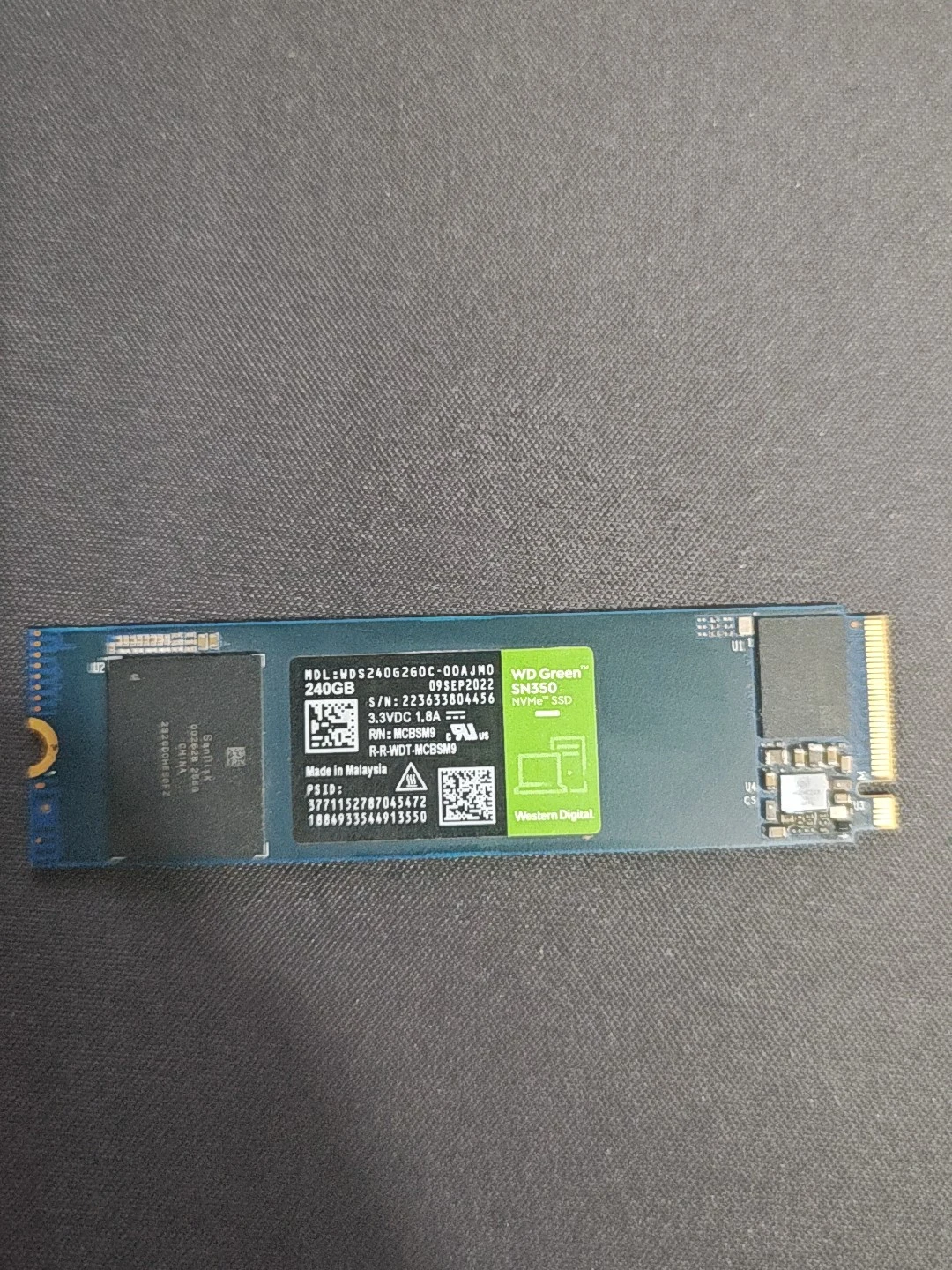 WDS240G2G0C-00AJM0 — product reference photo 1