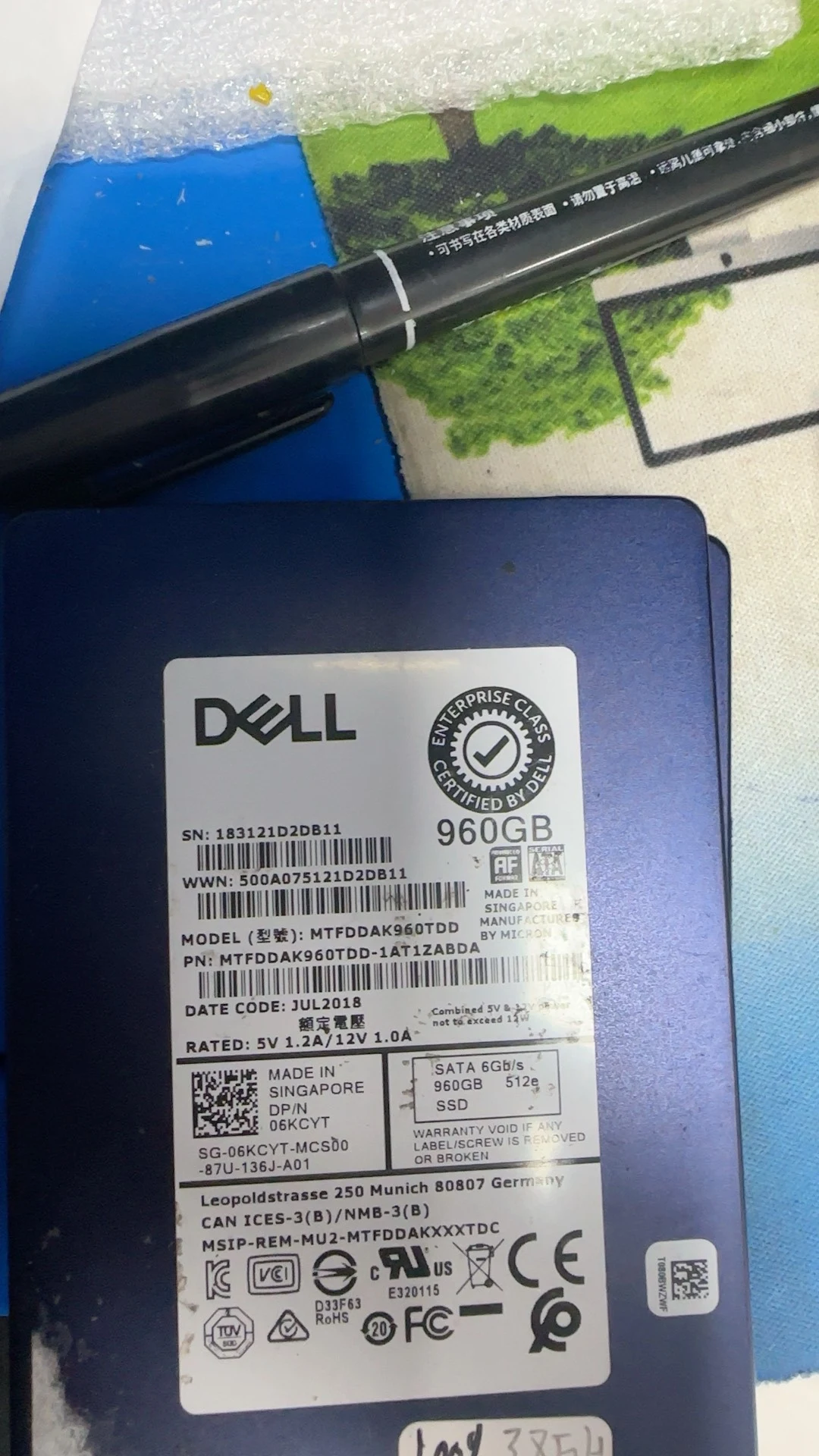 MTFDDAK960TDD — label reference photo 1