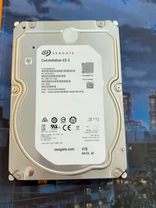 ST4000NM0033 — product reference photo 9