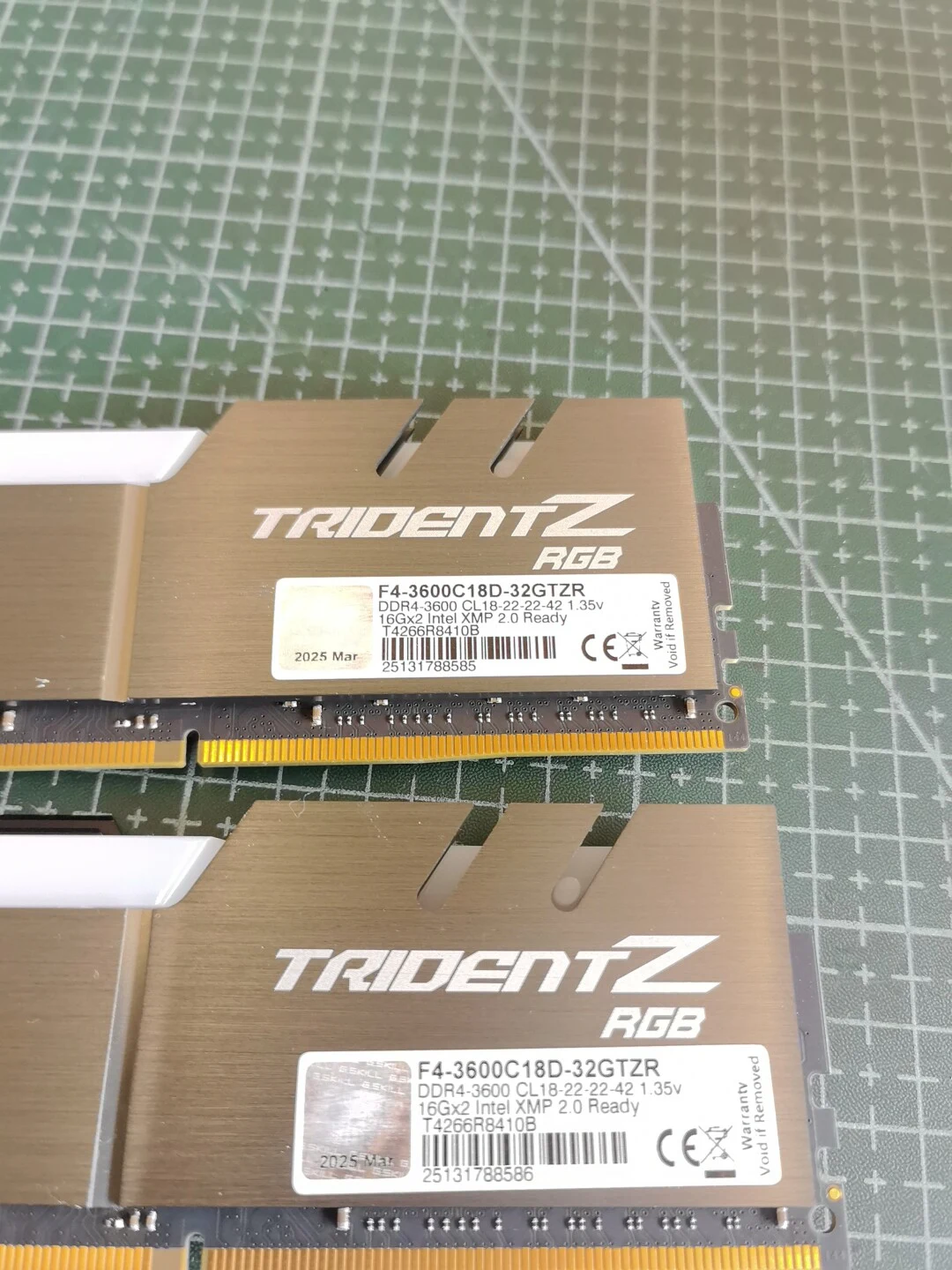 F4-3600C18D-32GTZR — product reference photo 1
