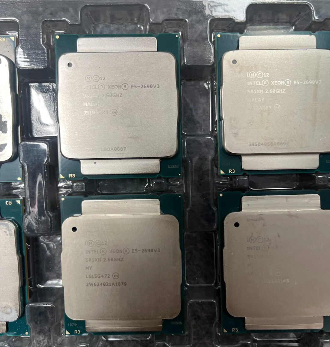 Intel Xeon E5-2690 v3 — product reference photo 1