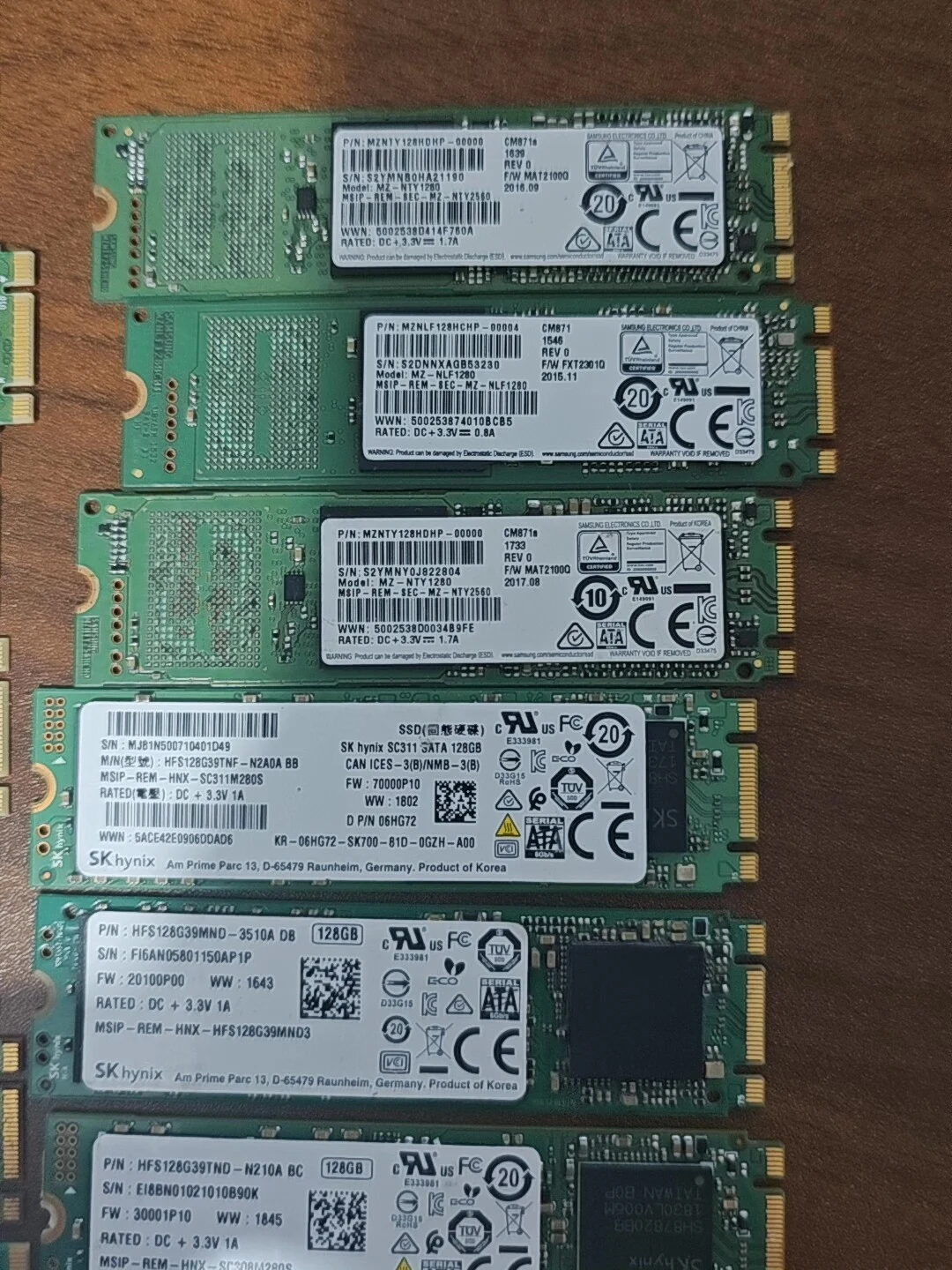 HFS128G39TNF-N2A0A BB — reference photo including other products 1