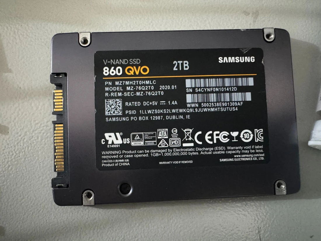 MZ-76Q2T0 — product reference photo 1