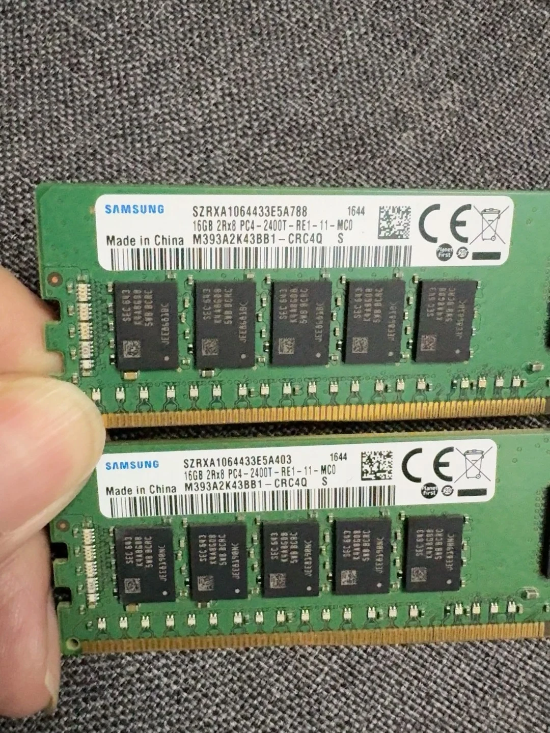 M393A2K43BB1-CRC4Q — product reference photo 1